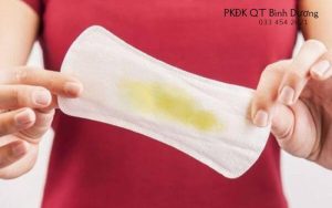 Khí hư bất thường có thể là dấu hiệu viêm phụ khoa